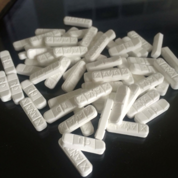 PFIZER XANAX BARS ( NOT PRESSES)